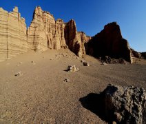 甘肅酒泉荒灘變良田，見證6.7萬戈壁農(nóng)業(yè)的迅速